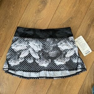 NWT Lululemon Pace Setter Skirt Size 6